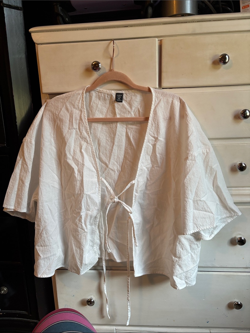SHEIN White Lightweight Tie-Front Kimono Top